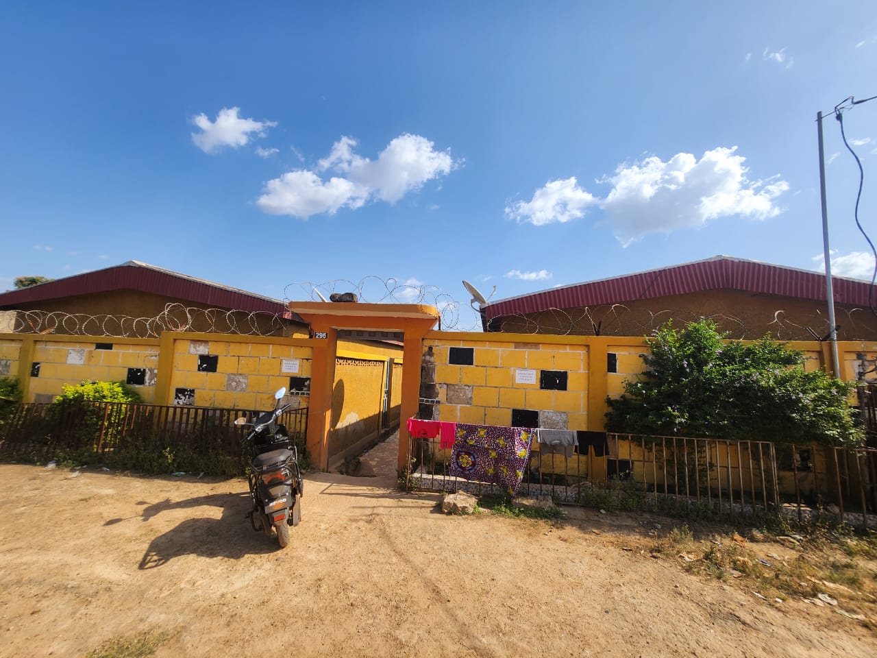 Chambre salon x2  à Cocody